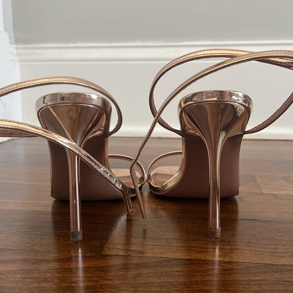 ASOS Design Gold High Heels - Picture 2 of 3